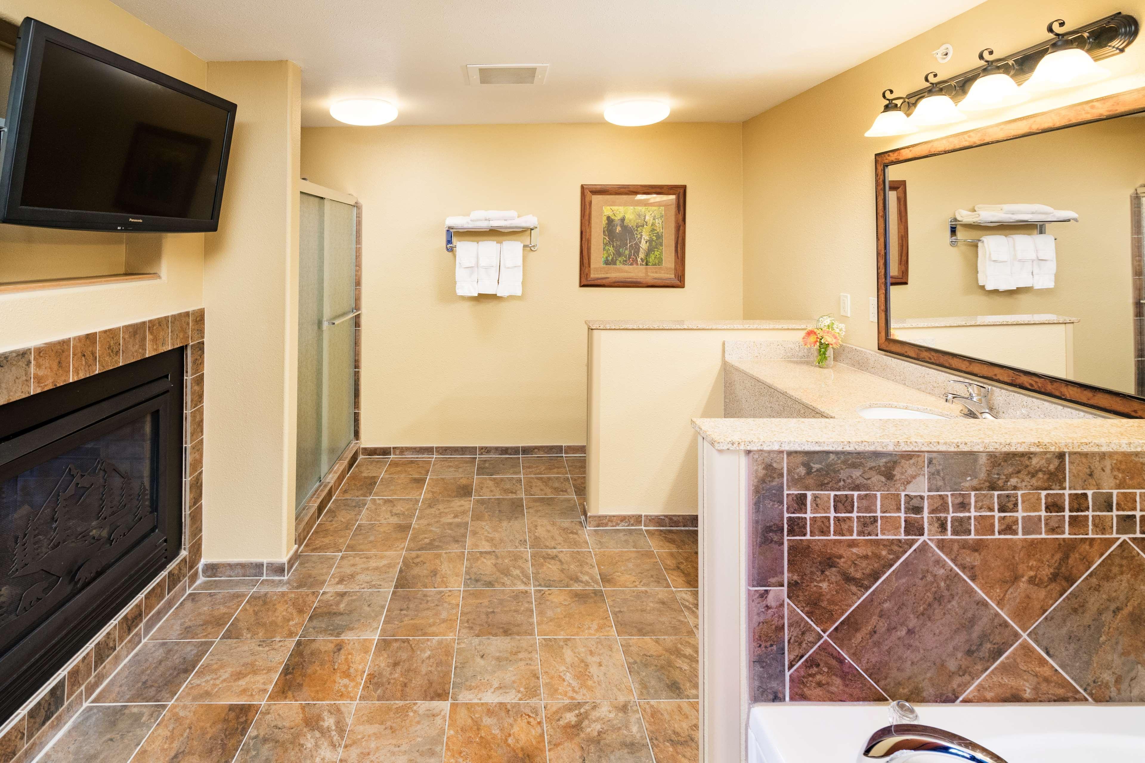Best Western Plus Kelly Inn & Suites Біллінгс Екстер'єр фото