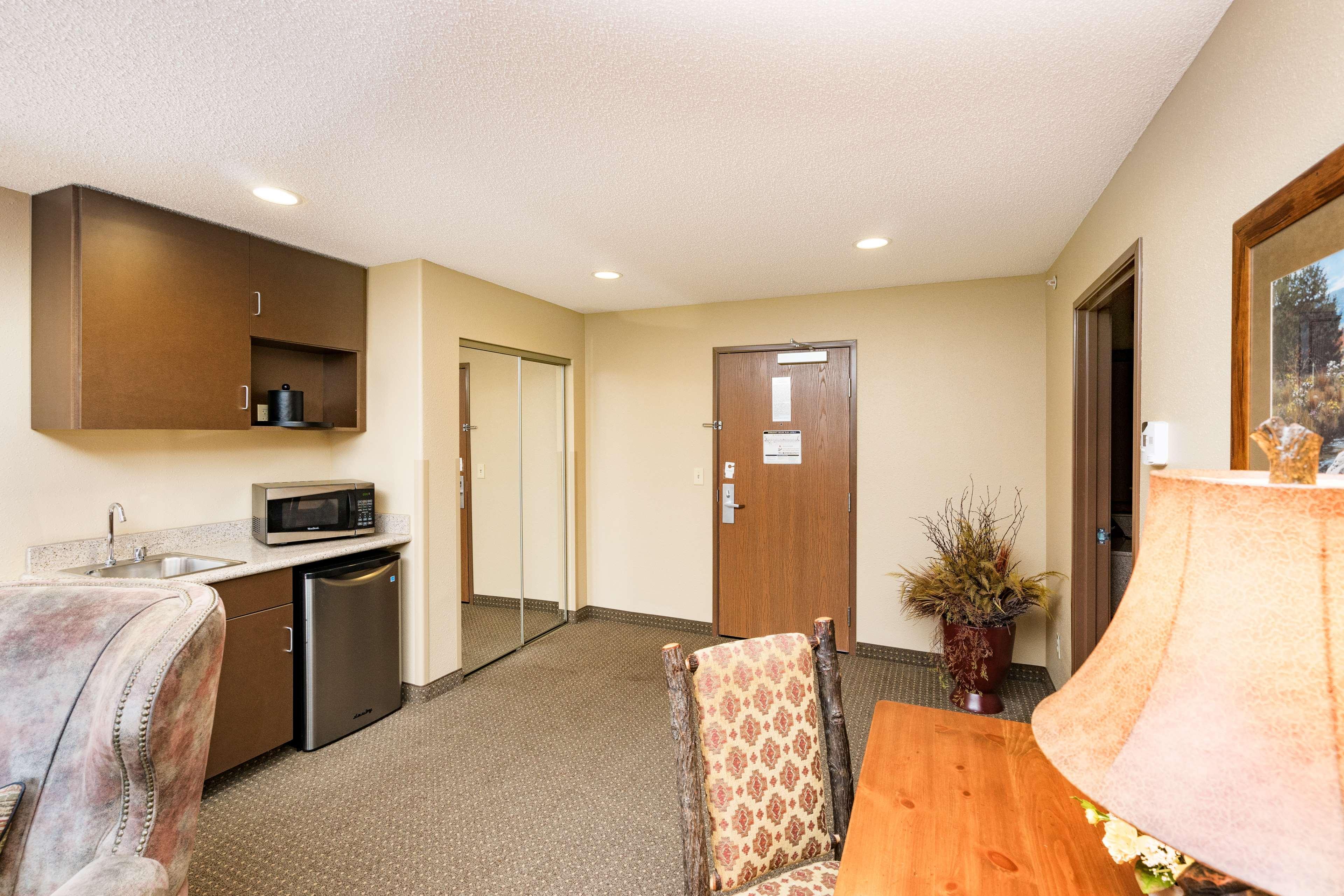 Best Western Plus Kelly Inn & Suites Біллінгс Екстер'єр фото